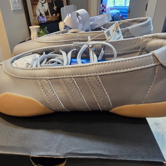 Adidas Taekwondo Mei Ballet Silver Metallic Gum Women's Size 7.5 JR7032 NEW - Picture 1 of 10